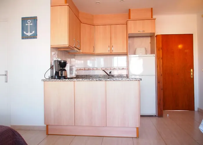 Miramar 32c